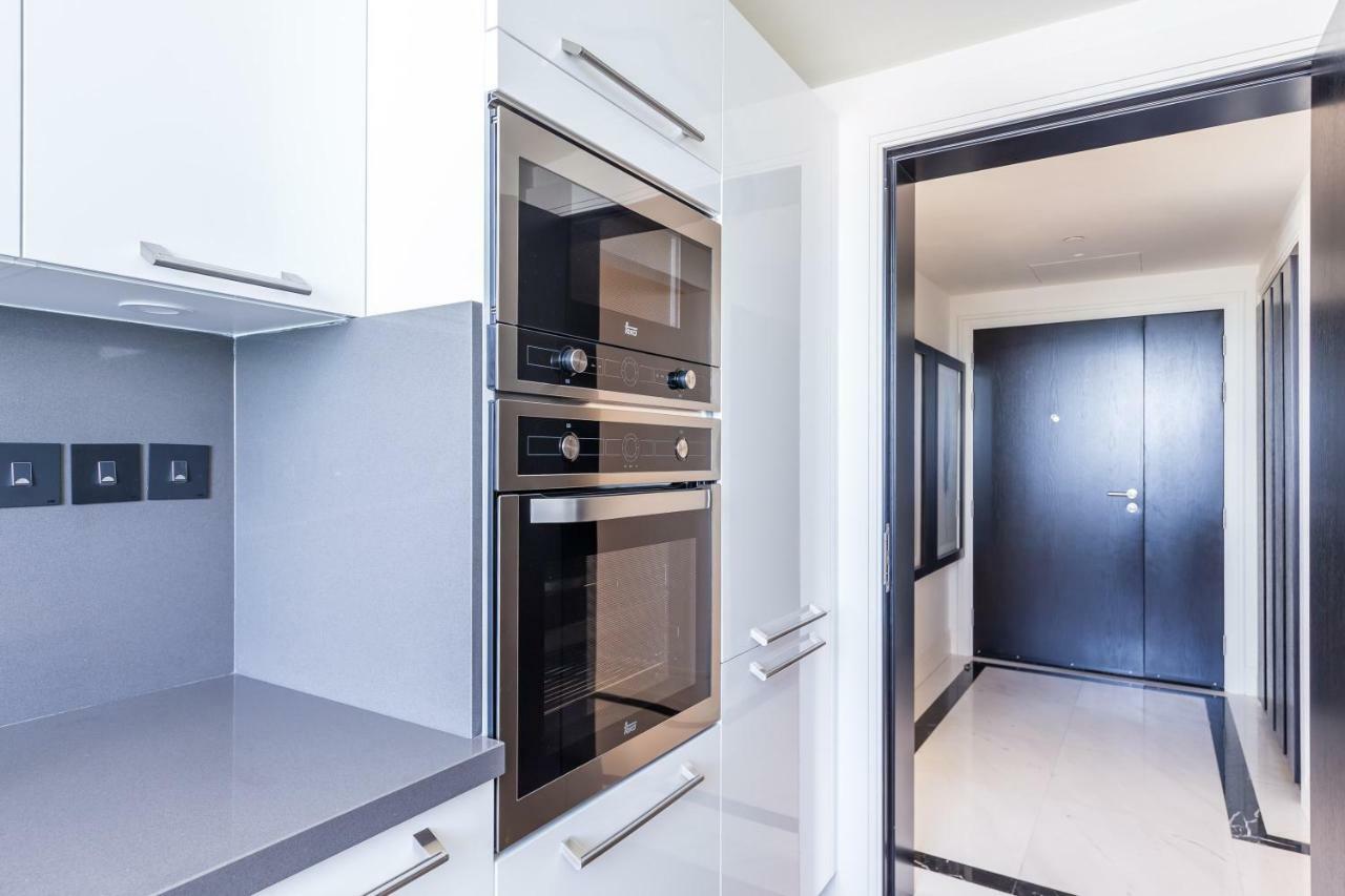 Apartment Luxury Living With Sea View And Private Beach In Jbr By Deluxe Holiday Homes