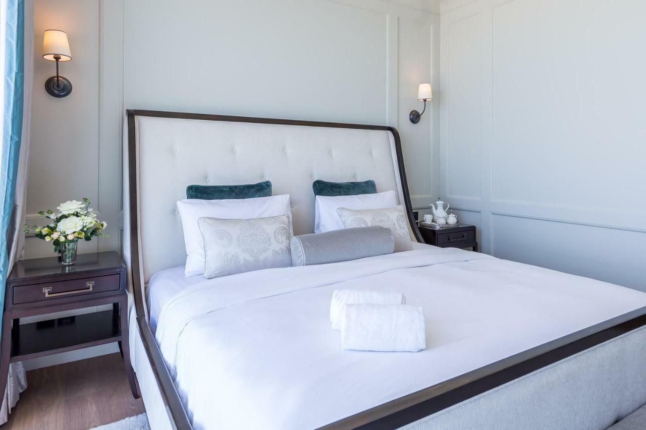 Luxury Living With Sea View And Private Beach In Jbr By Deluxe Holiday Homes * Dubai