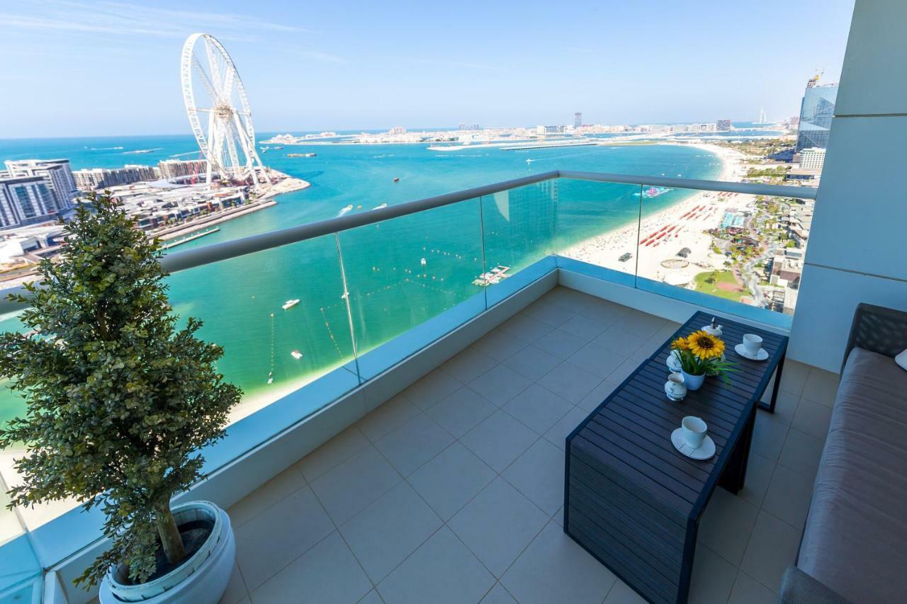 Apartment Luxury Living With Sea View And Private Beach In Jbr By Deluxe Holiday Homes Dubai