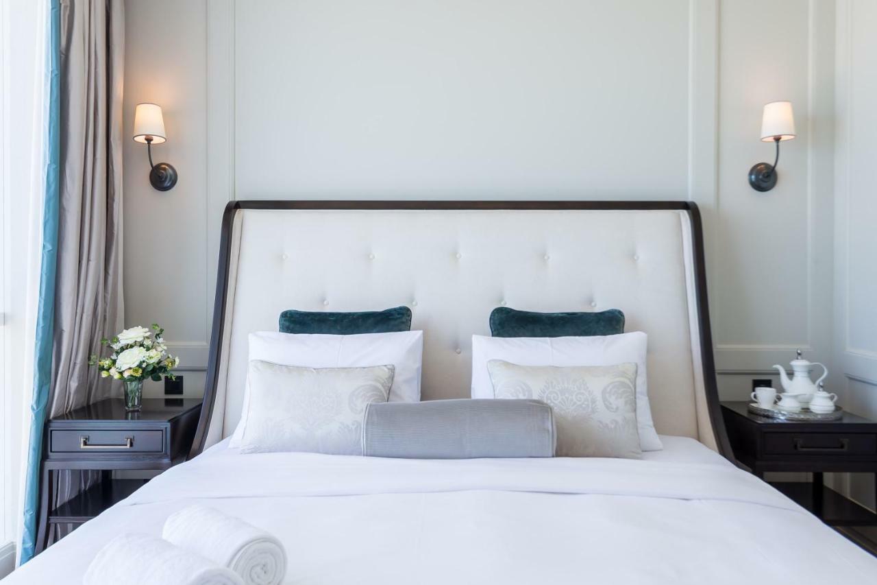 Luxury Living With Sea View And Private Beach In Jbr By Deluxe Holiday Homes Apartment