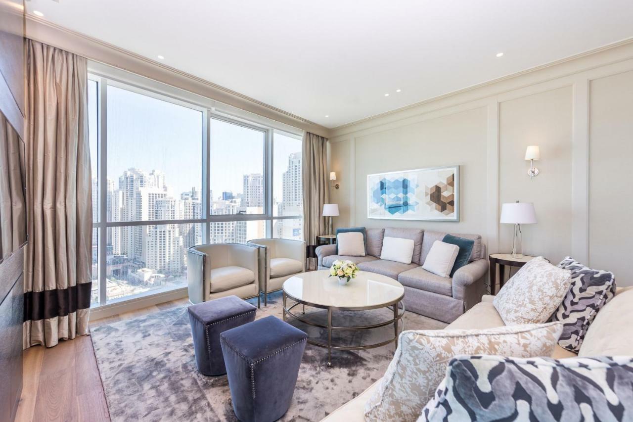 Luxury Living With Sea View And Private Beach In Jbr By Deluxe Holiday Homes Dubai